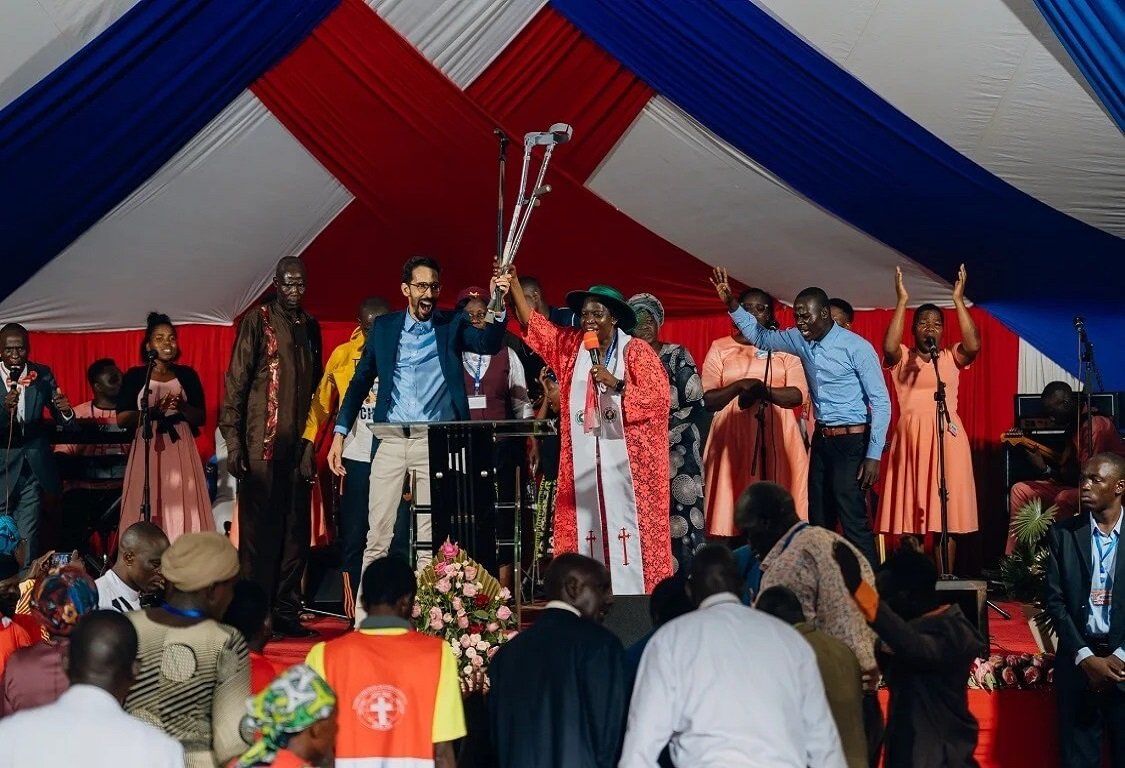 Praise, Worship, and the Power of Gathering: A powerful worship moment during one of VOSH’s landmark gatherings, showcasing passionate praise, leadership in action, and the celebration